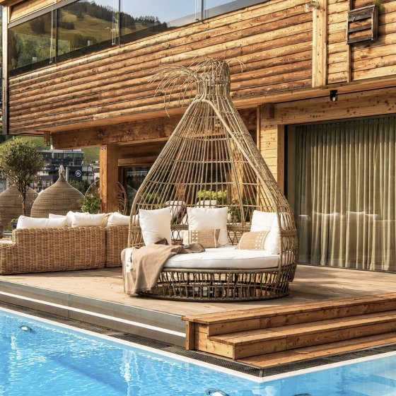 wellness hotel outdoorpool saalbach hinterglemm 4