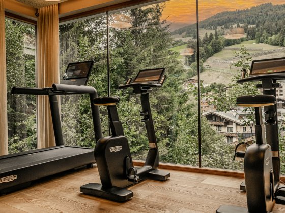 wellnesshotel fitness saalbach hinterglemm 4