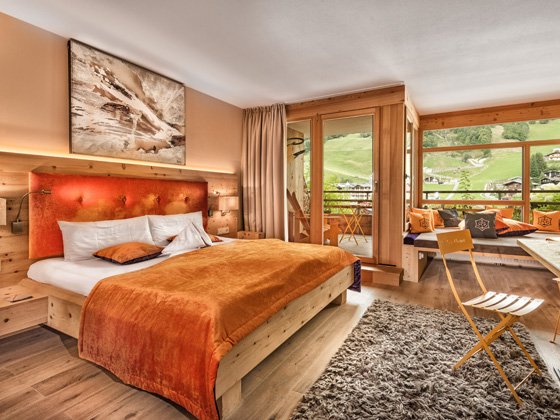 Saalbach Hinterglemm hotel suite champagne Veuve