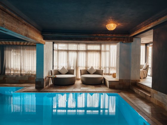 hotel alpin juwel saalbach hinterglemm wellness pool spa