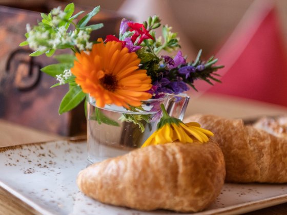 hotel saalbach hinterglemm kulinarik fruehstueck