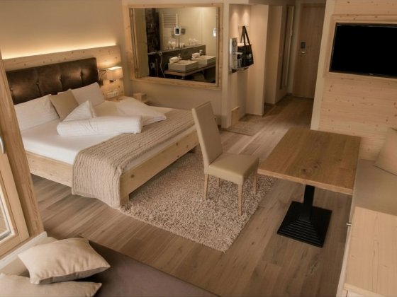 hotel alpinjuwel junior suite rubin saalbach hinterglemm 3