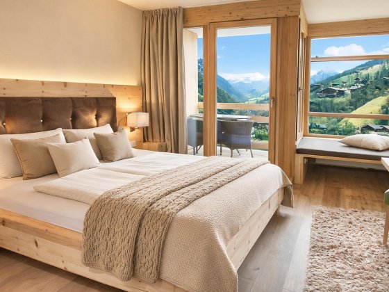 hotel alpinjuwel junior suite rubin saalbach hinterglemm 4