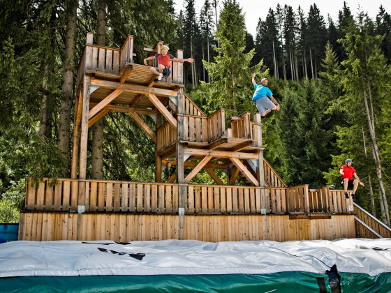 jump slide park saalbach hinterglemm klettern 1781243446