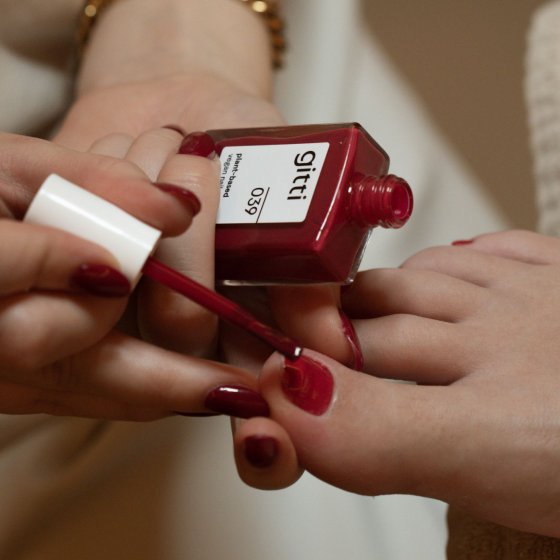 kosmetik manikure pedikure 2