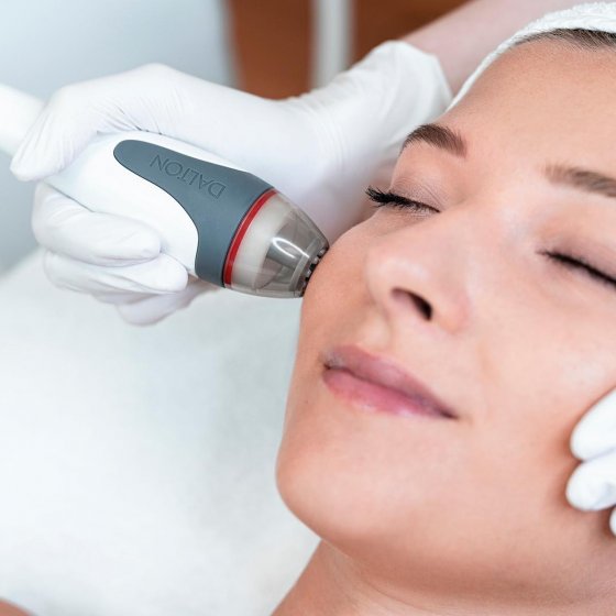 marine facial treatment gesichtbehandlung