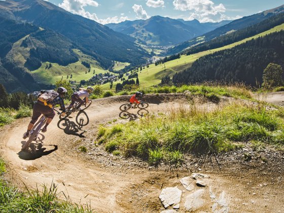 mountainbike downhill sommer saalbach hinterglemm 1779947821