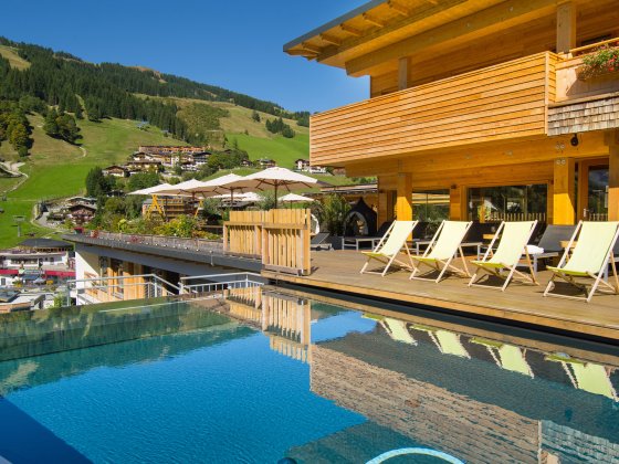 saalbach hinterglemm bestes wellness hotel alpin juwel