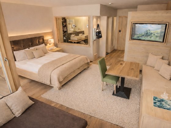 saalbach hinterglemm hotel alpin juwel wellnesshotel zimmer doppelzimmer 2