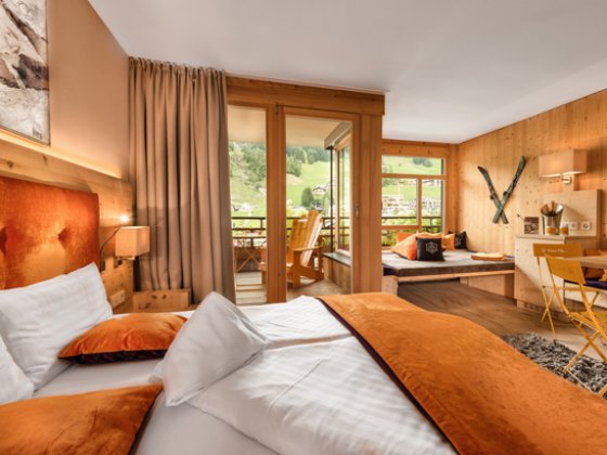 saalbach hinterglemm hotel alpin juwel zimmer champagnersuite a