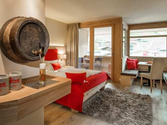 saalbach hinterglemm hotel alpin juwel zimmer stiegl suite