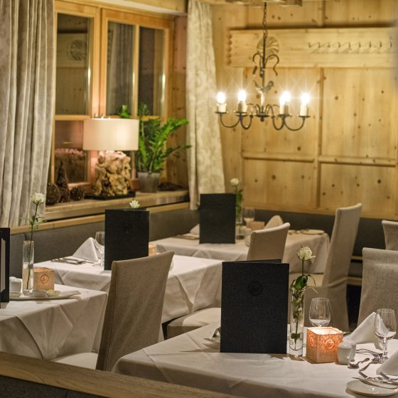 saalbach hinterglemm restaurant buffethotel alpin juwel a 1511688779