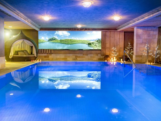 saalbach hinterglemm wellness hotel indoor pool