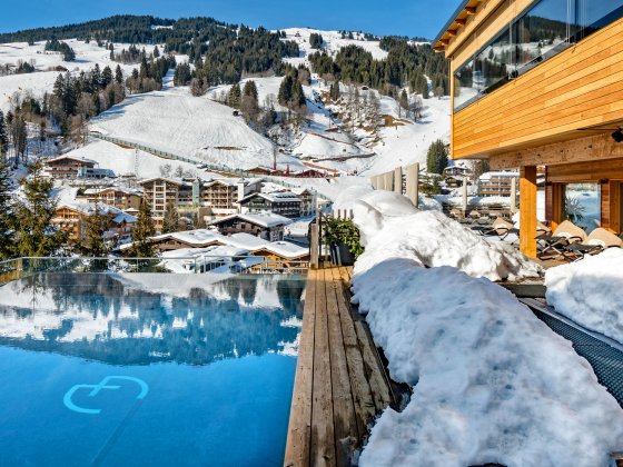 saalbach hinterglemm wellness hotel outdoor pool