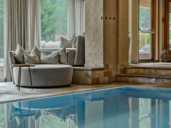 saalbach hinterglemm wellness indoor pool 1783317451