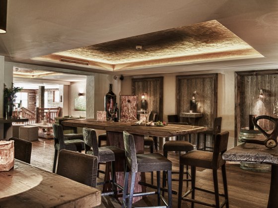 weinbar hotel alpinjuwel saalbach hinterglemm