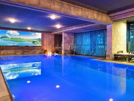 wellnesshotel saalbach hinterglemm wellness indoor pool