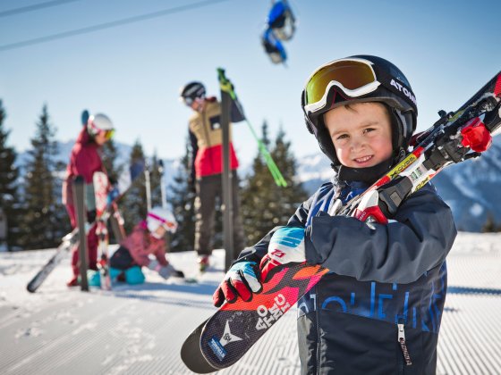 winterurlaub saalbach hinterglemm skifahren familie 7 1531119459